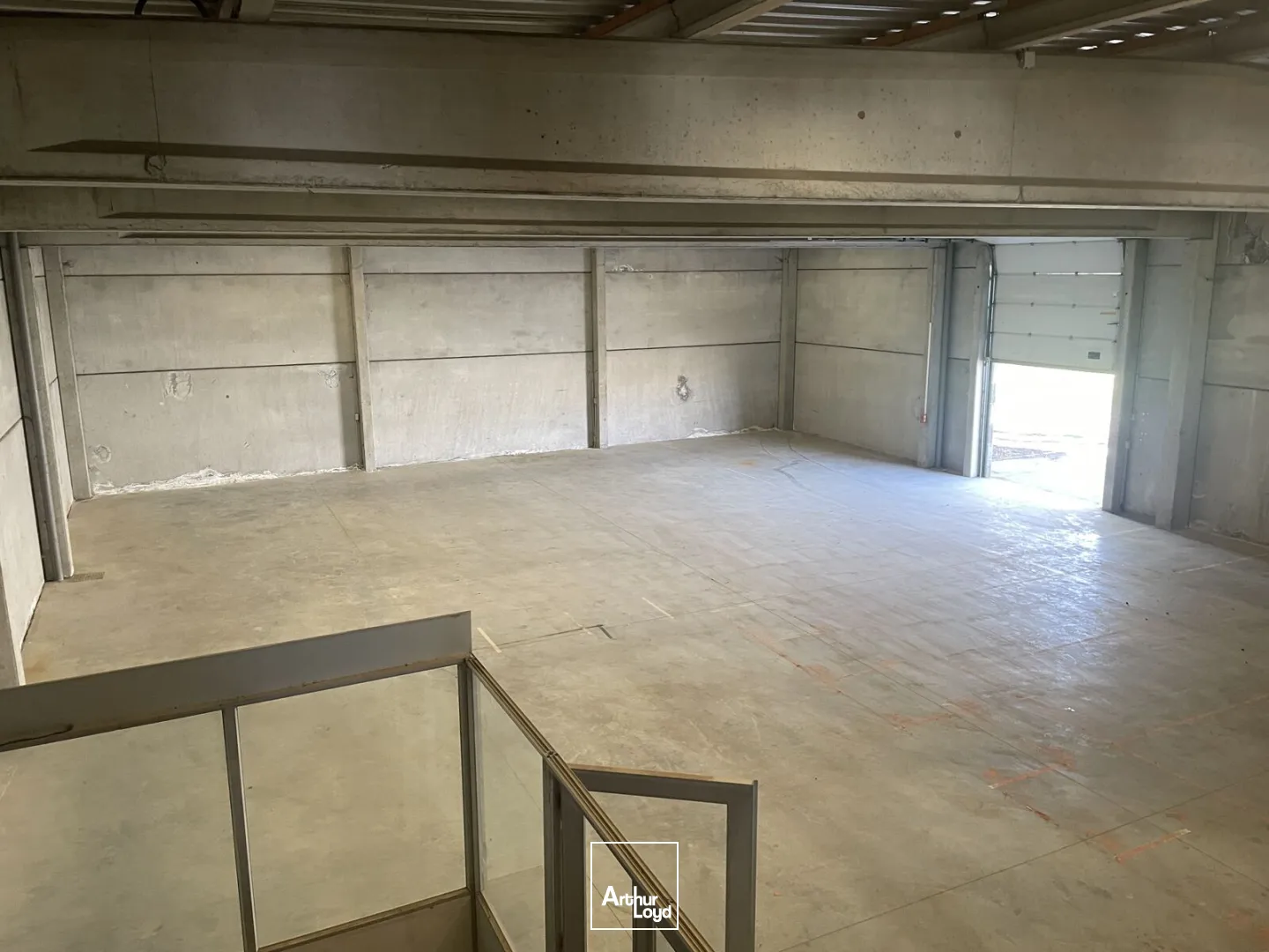 Entrepôt à louer axe A1 - Carvin