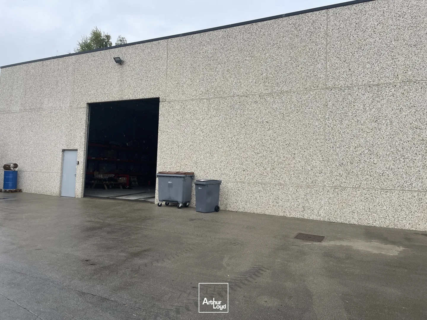 Entrepôt - showroom en location secteur Arras Sainte Catherine