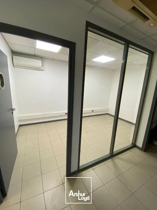 Bureaux 118 m2 Le Lamentin