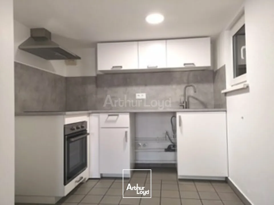 LOCAL D'ACTIVITE - ENTREPOT à VENDRE de 494 m²