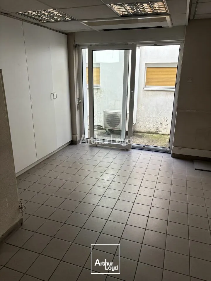 LOCAL D'ACTIVITE - ENTREPOT à VENDRE de 494 m²