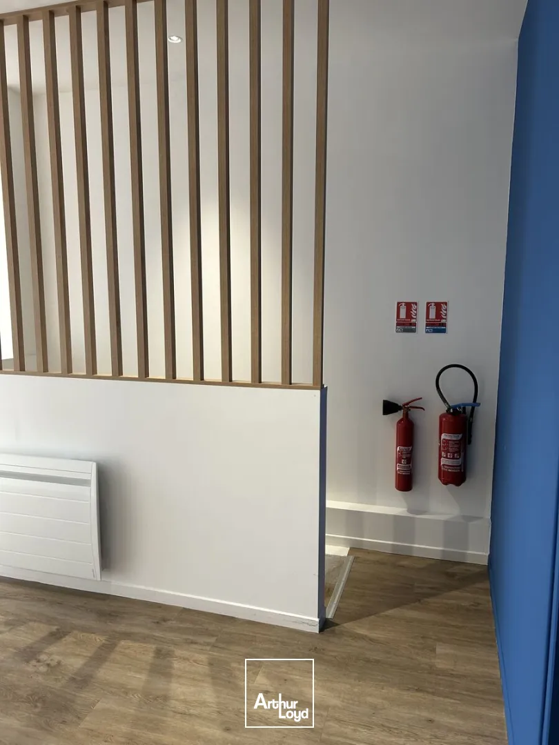 COMMERCE - LOCATION - LOYER PUR - 70 M2 - CENTRE VILLE - NANTES