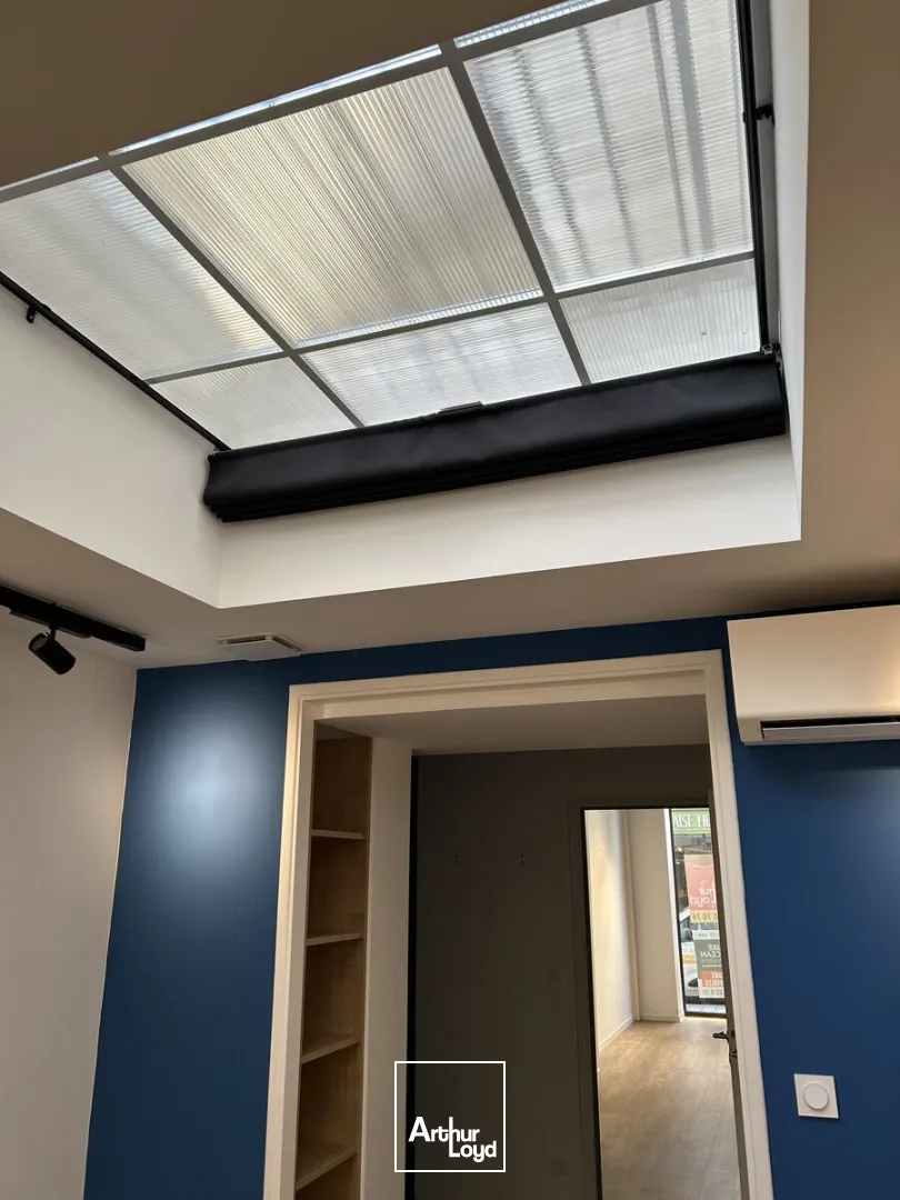 COMMERCE - LOCATION - LOYER PUR - 70 M2 - CENTRE VILLE - NANTES