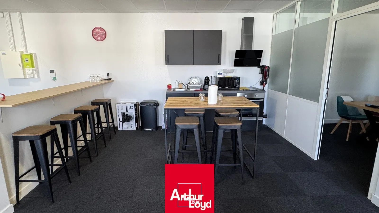 Val de Saône | Bureau meublé à louer 114 m²