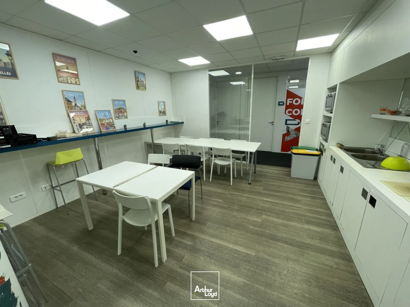 Location bureaux 700 m² rénovés - Marcq-en-Baroeul Business Park, Grands Boulevards proche tramway