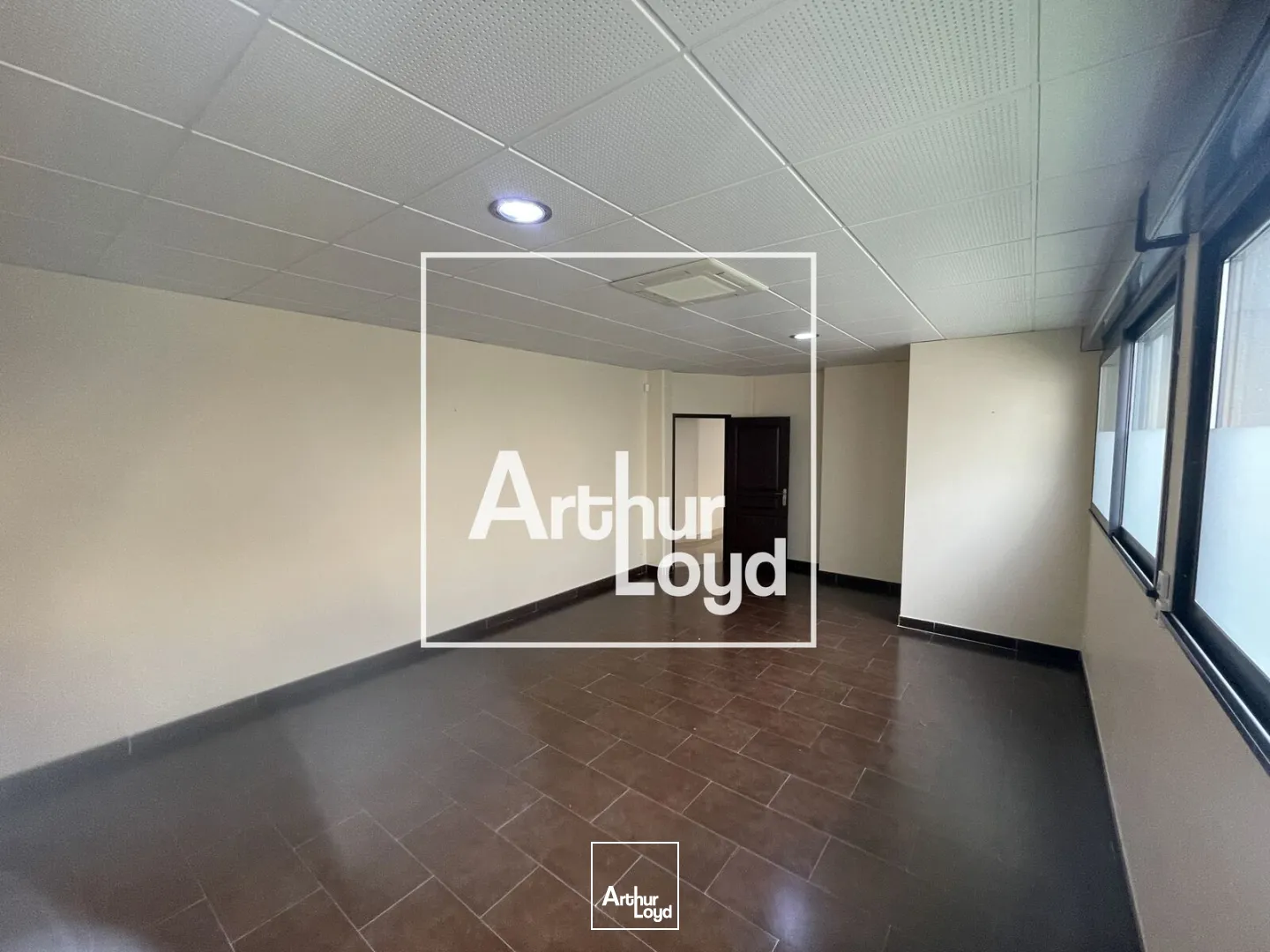 Béziers - Bureaux à vendre de 241 m²