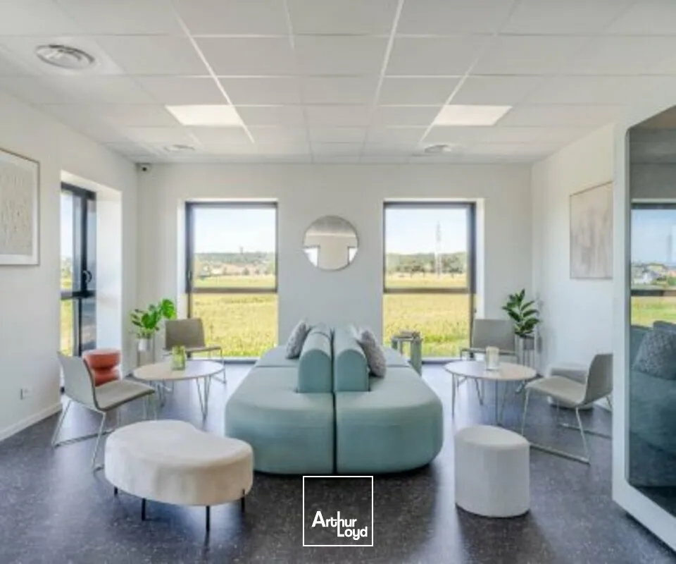 BUREAUX à LOUER de 1655 m²