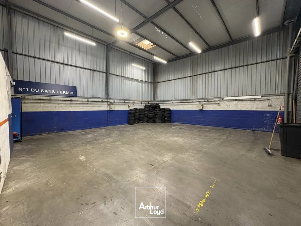 A LOUER GRUCHET LE VALASSE - LOCAL D'ACTIVITÉ DE 308 M2 