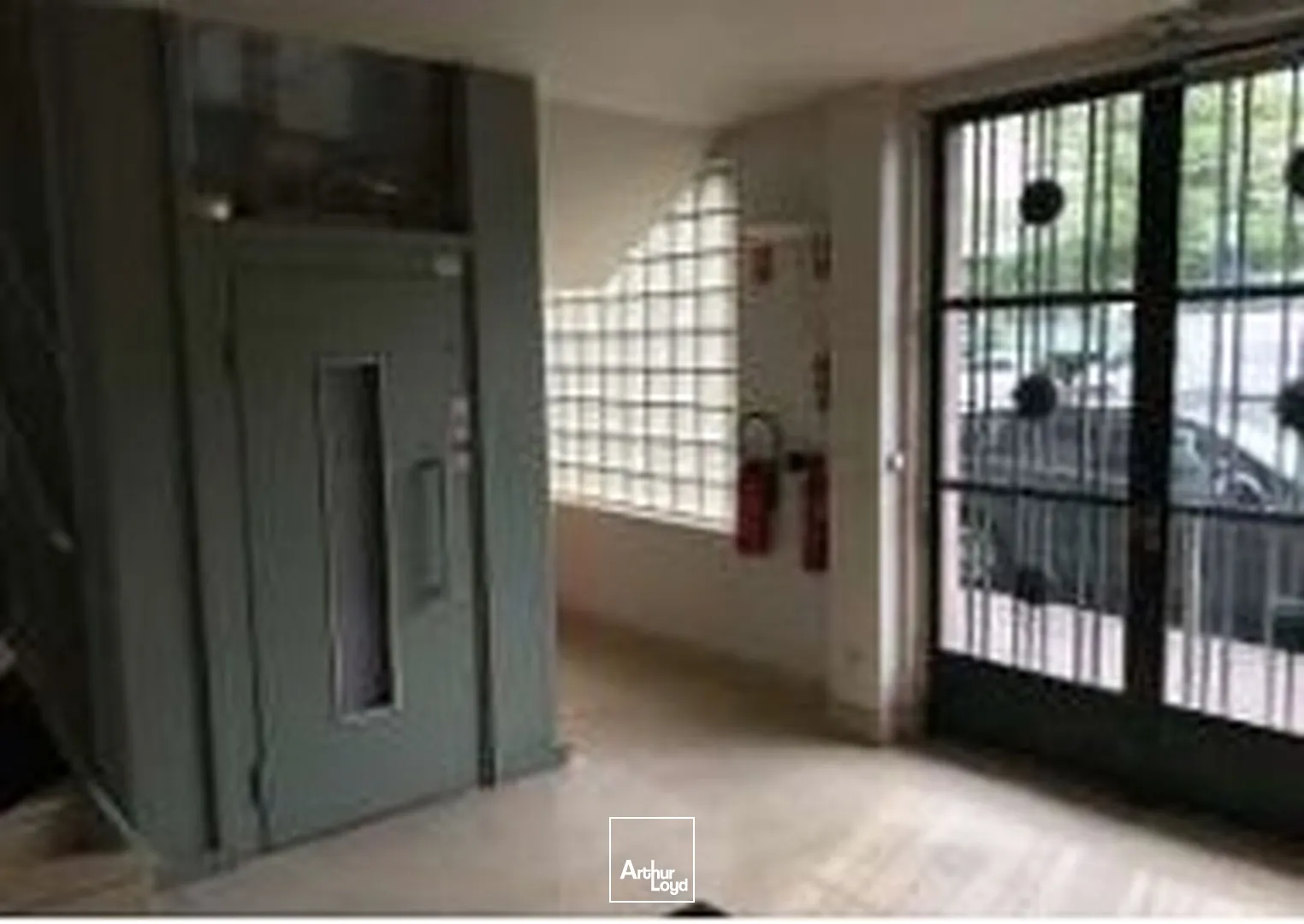 Bureaux à vendre Lille Centre - 1 388 m² avec parkings et excellente accessibilité