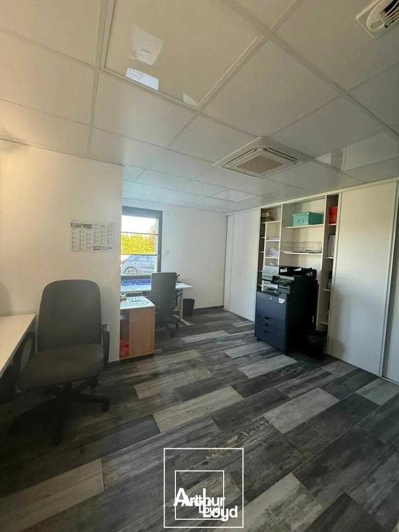 BUREAUX location à TERRASSON LAVILLEDIEU 24120