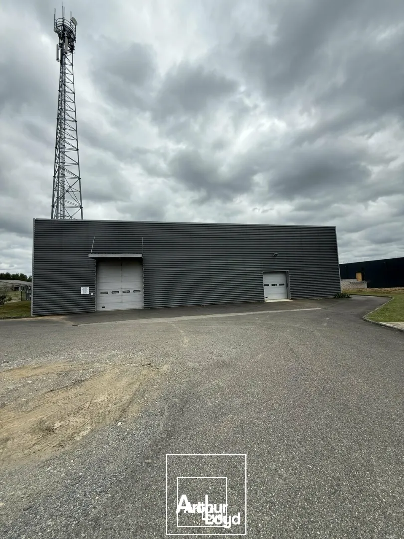 À vendre  Bâtiment d'activité industriel & bureaux  Zone de l'Escudier, Donzenac (Corrèze  proximité A20)