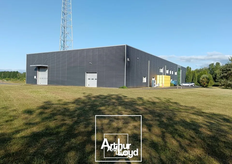 À vendre  Bâtiment d'activité industriel & bureaux  Zone de l'Escudier, Donzenac (Corrèze  proximité A20)