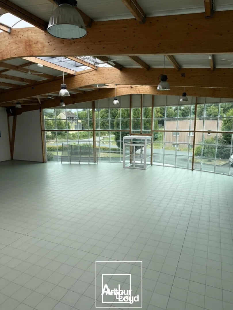 À vendre  Bâtiment d'activité industriel & bureaux  Zone de l'Escudier, Donzenac (Corrèze  proximité A20)