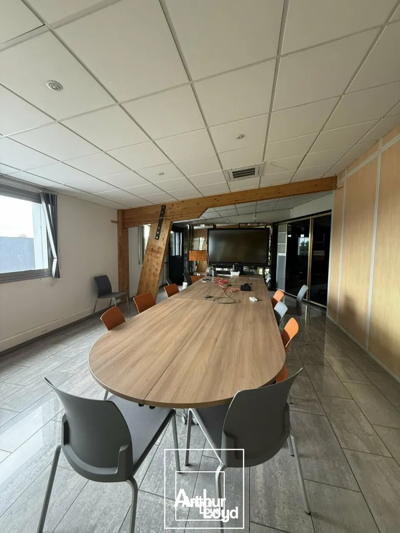 À vendre  Bâtiment d'activité industriel & bureaux  Zone de l'Escudier, Donzenac (Corrèze  proximité A20)