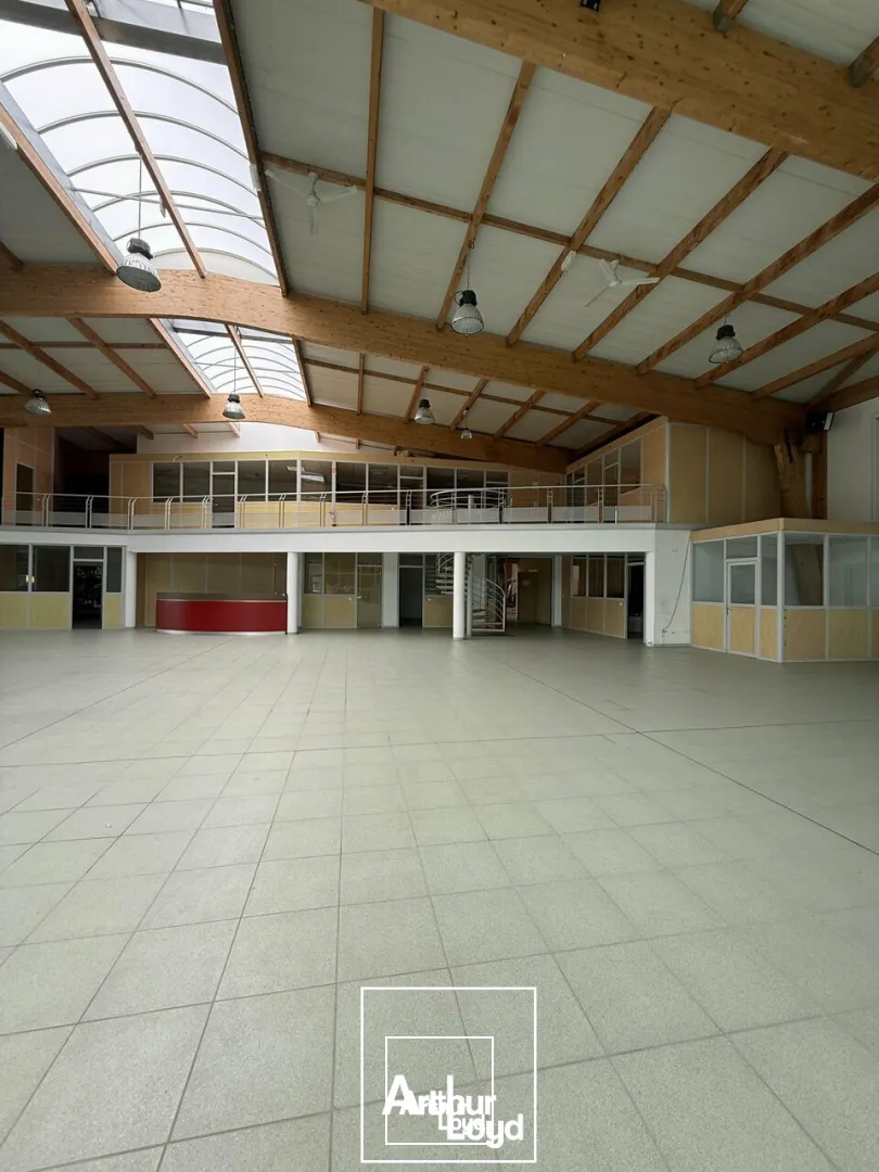À vendre  Bâtiment d'activité industriel & bureaux  Zone de l'Escudier, Donzenac (Corrèze  proximité A20)