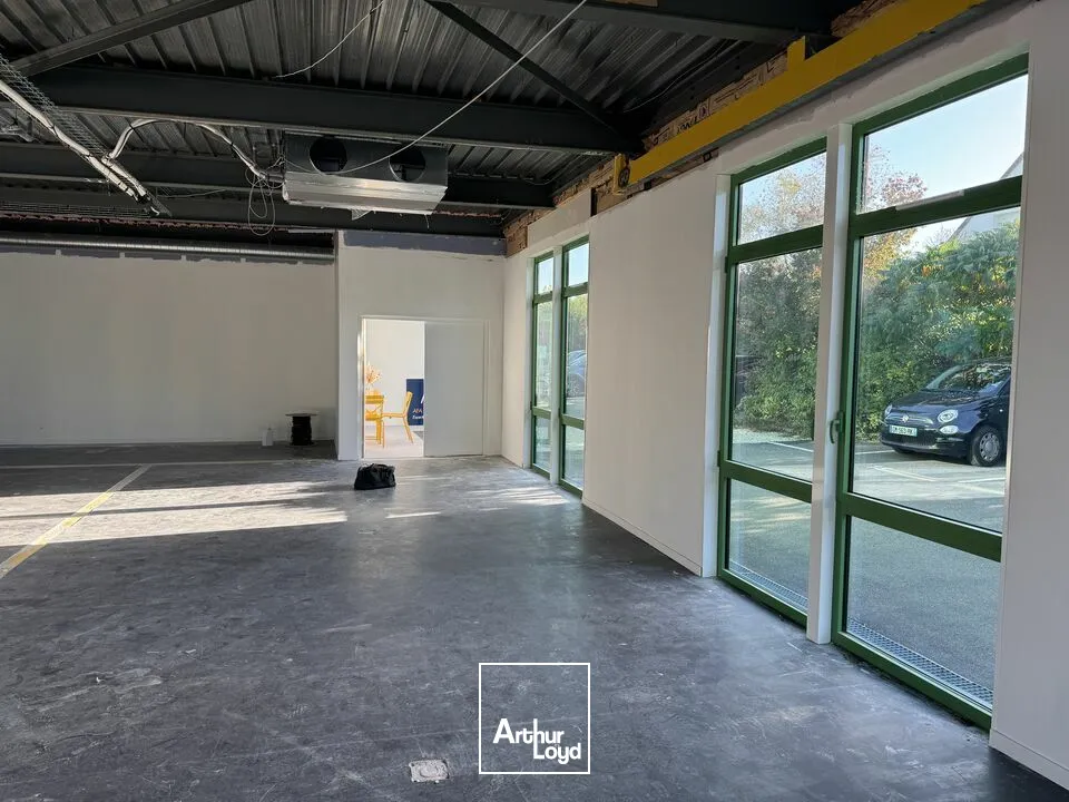 FONDETTES BUREAUX A LOUER 174 M² CONTEMPORAIN CLASSE ARCHITECTURE