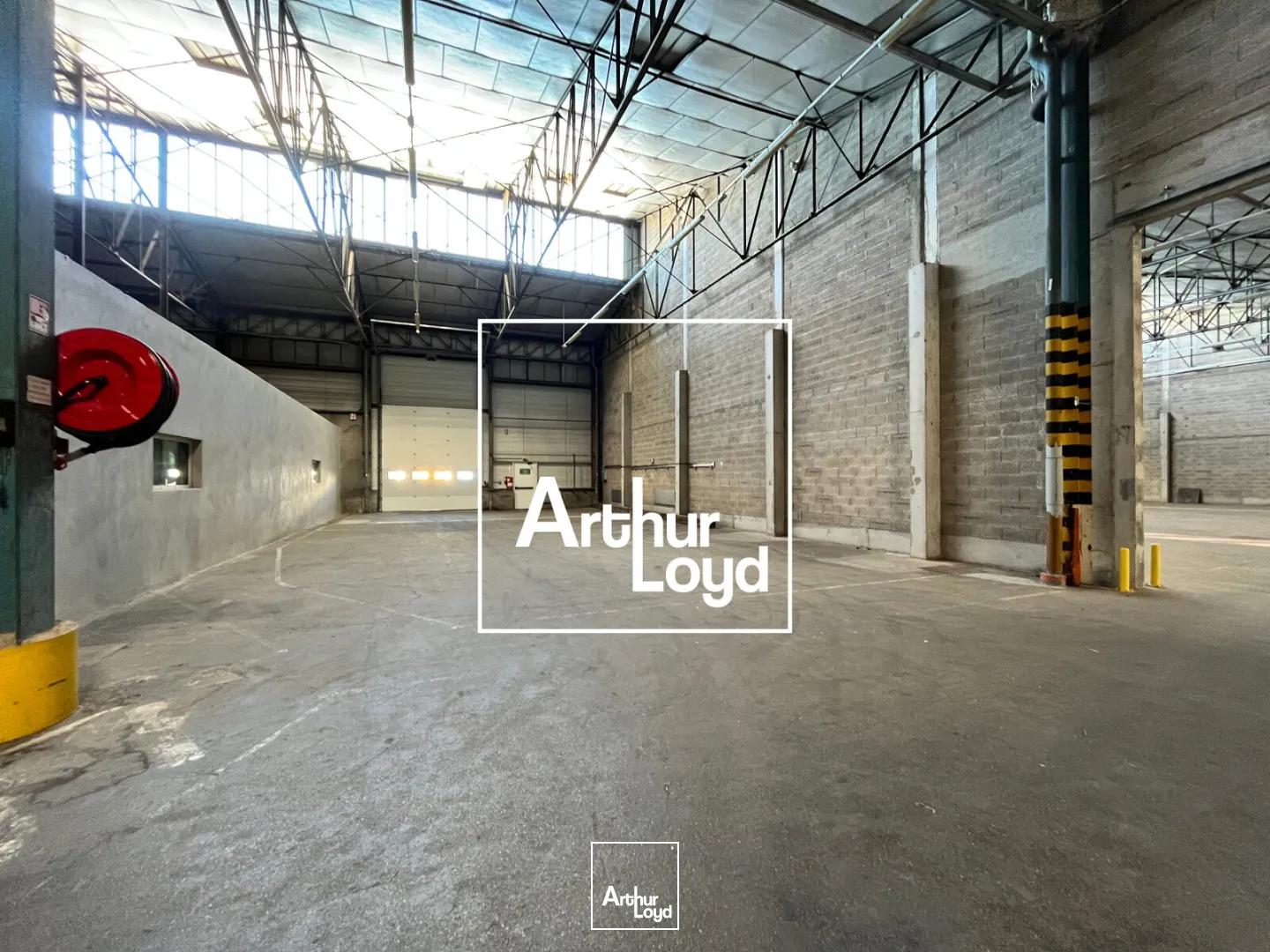 LOCAL D'ACTIVITE et BUREAUX - ICPE 1510 - NIMES