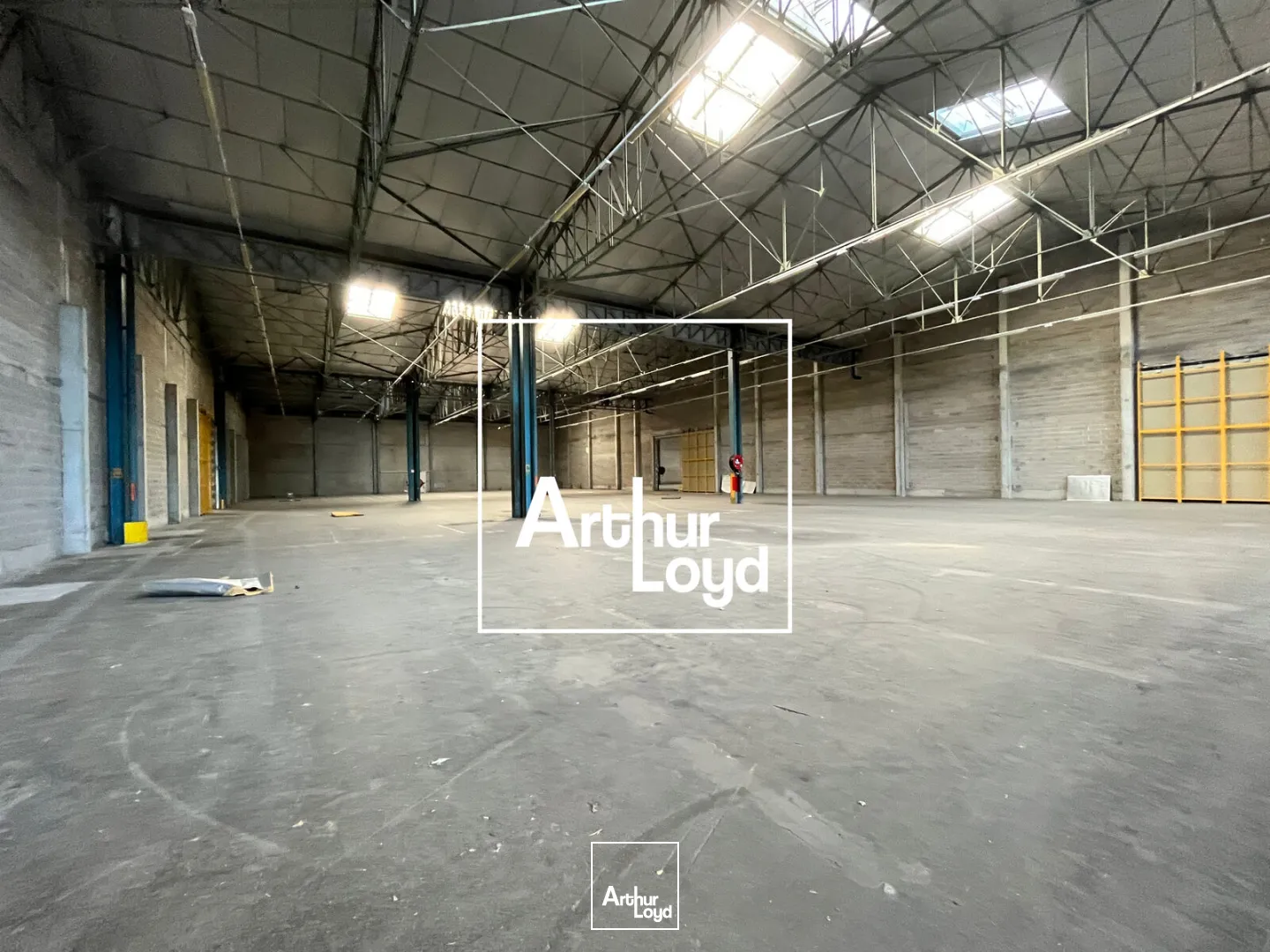 LOCAL D'ACTIVITE et BUREAUX - ICPE 1510 - NIMES