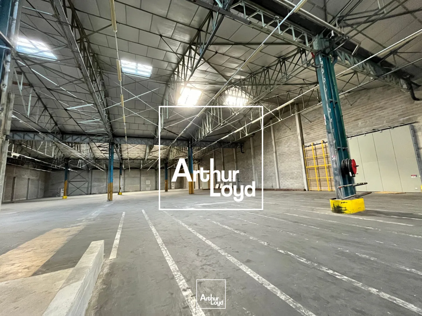 LOCAL D'ACTIVITE et BUREAUX - ICPE 1510 - NIMES