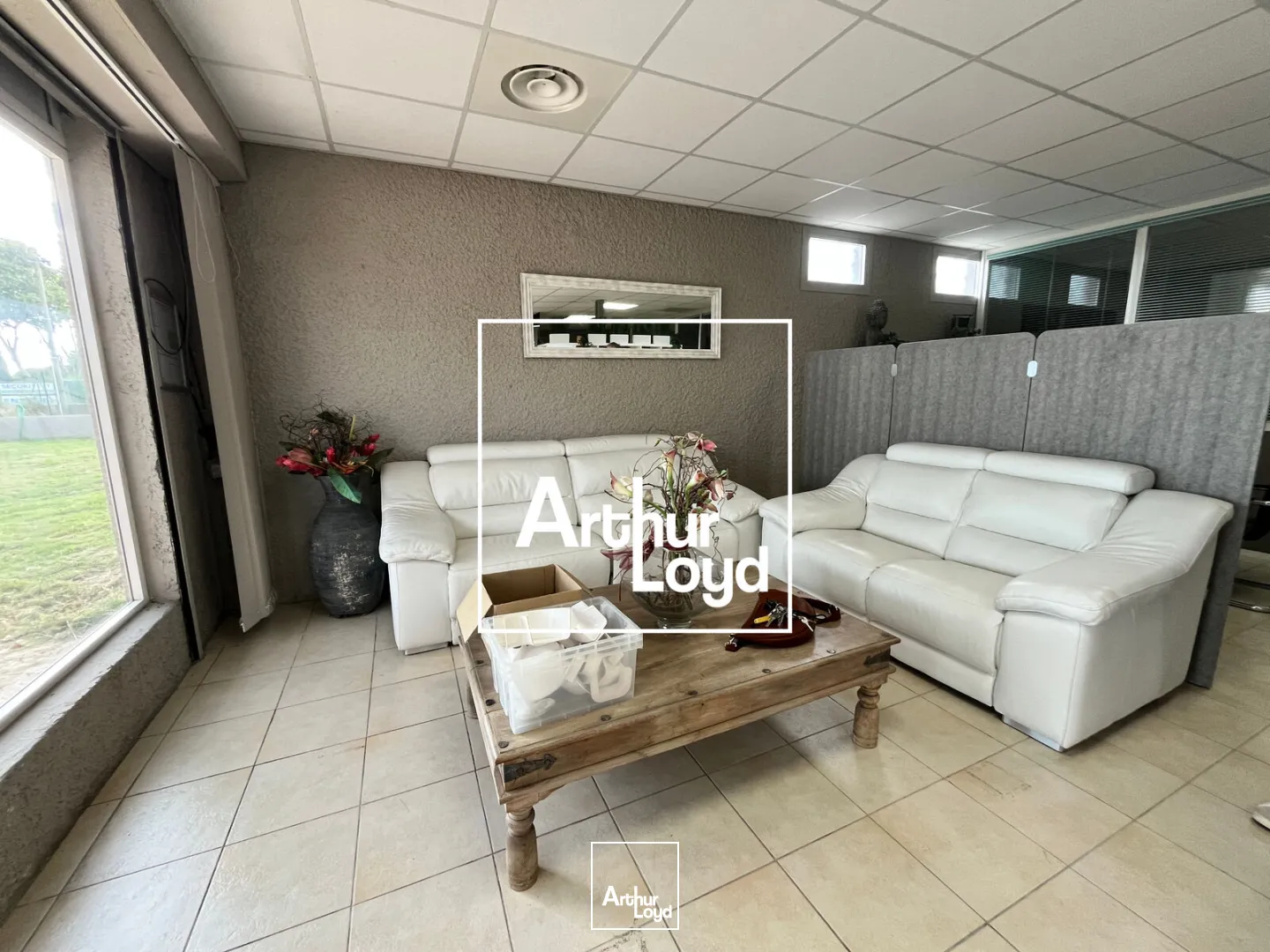 EST NIMES - LOCAL D'ACTIVITE - A VENDRE