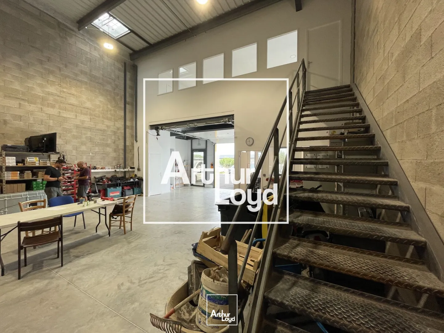 Rare à Sète ! Local d'activité neuf de 155 m2 neuf à louer ou à vendre