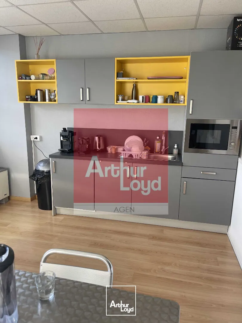Bureaux proche sorties autoroute AGEN 195 m2