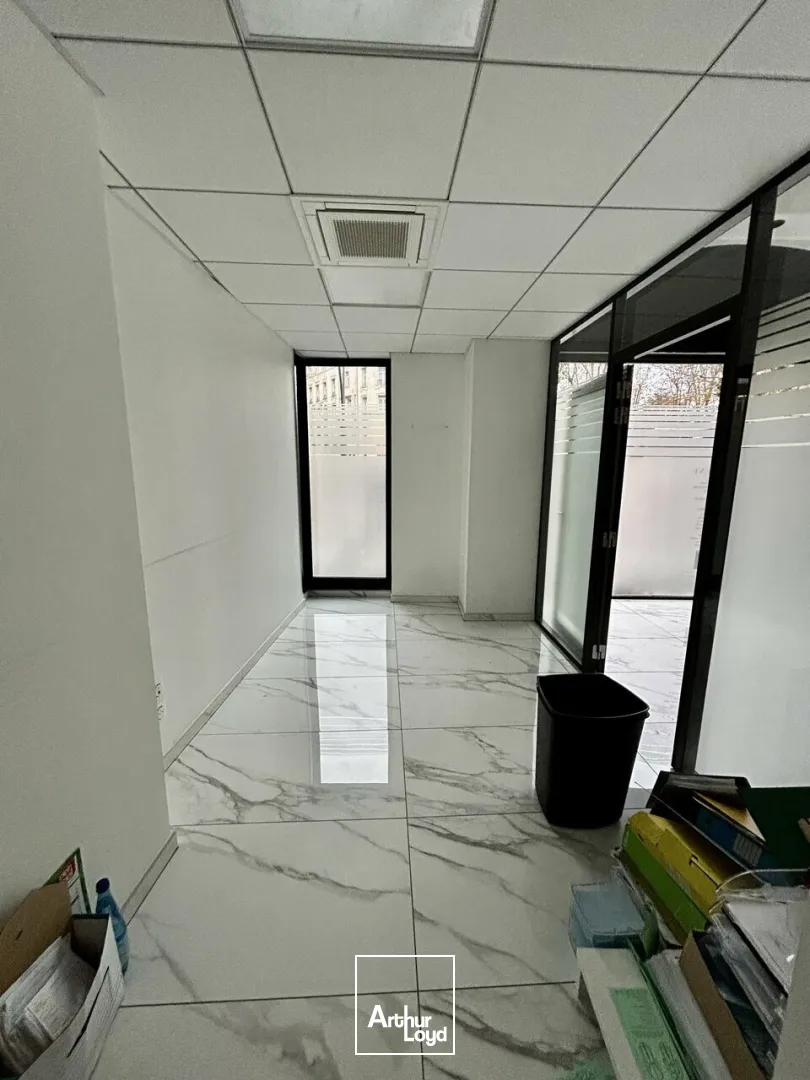 LOCAL COMMERCIAL à LOUER de 315 m²