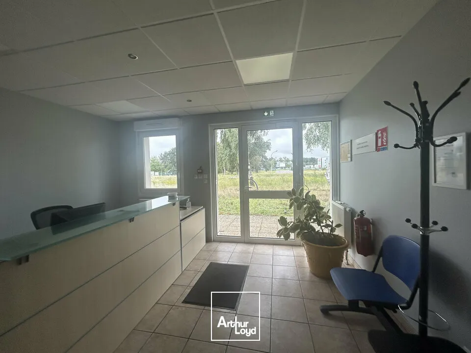 LOCAL D'ACTIVITE - ENTREPOT à VENDRE de 850 m²