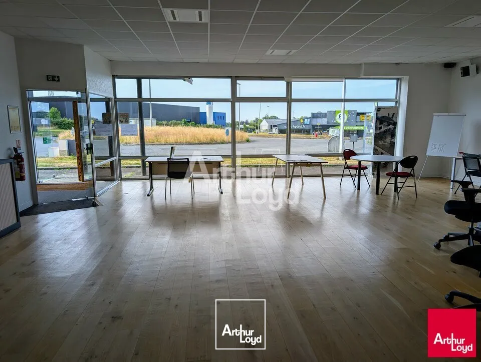 MELESSE - LOCAL D'ACTIVITE A LOUER - 200 M²