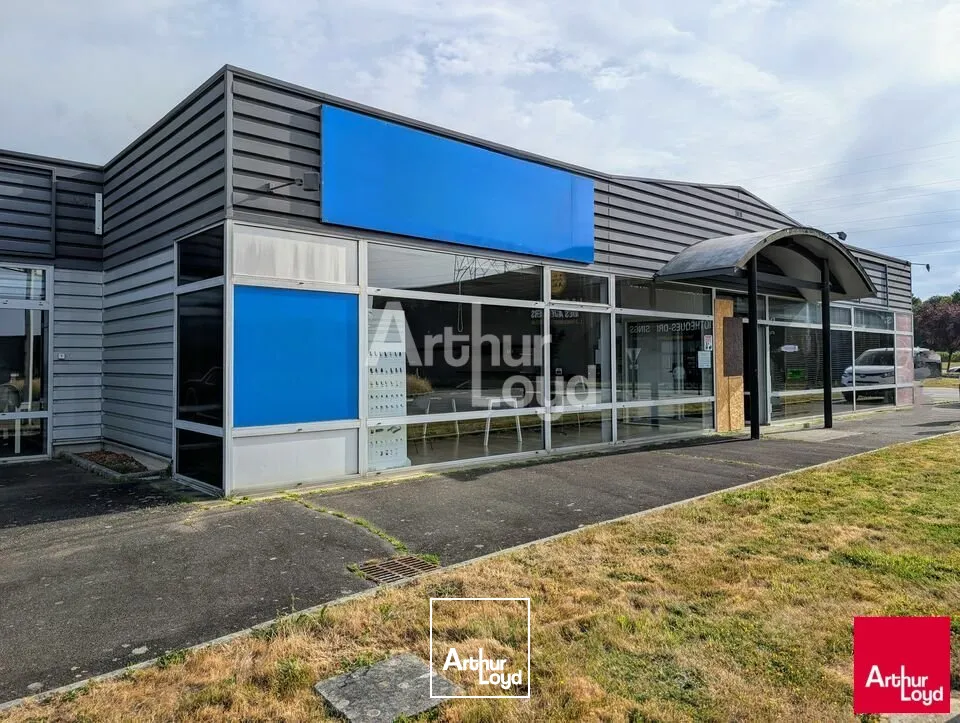 MELESSE - LOCAL D'ACTIVITE A LOUER - 200 M²