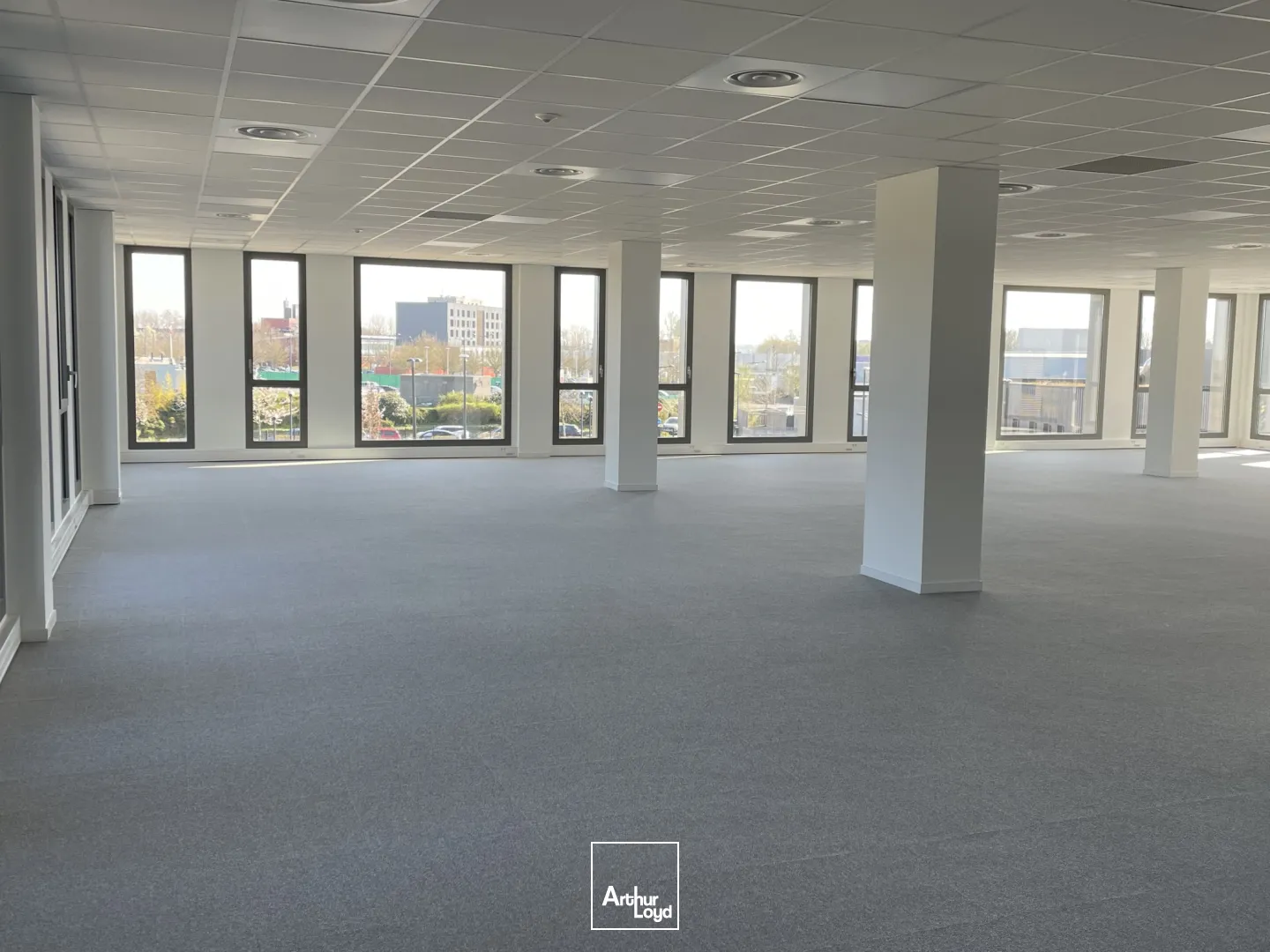 Vos bureaux neufs à louer au sein de Transalley, véritable écosystème d'innovation .