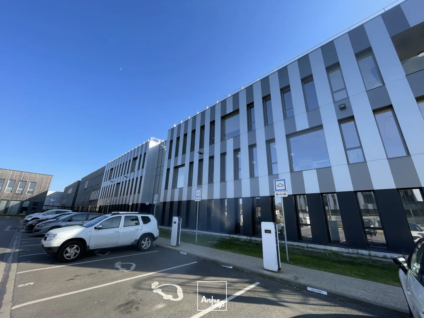 Vos bureaux neufs à louer au sein de Transalley, véritable écosystème d'innovation .