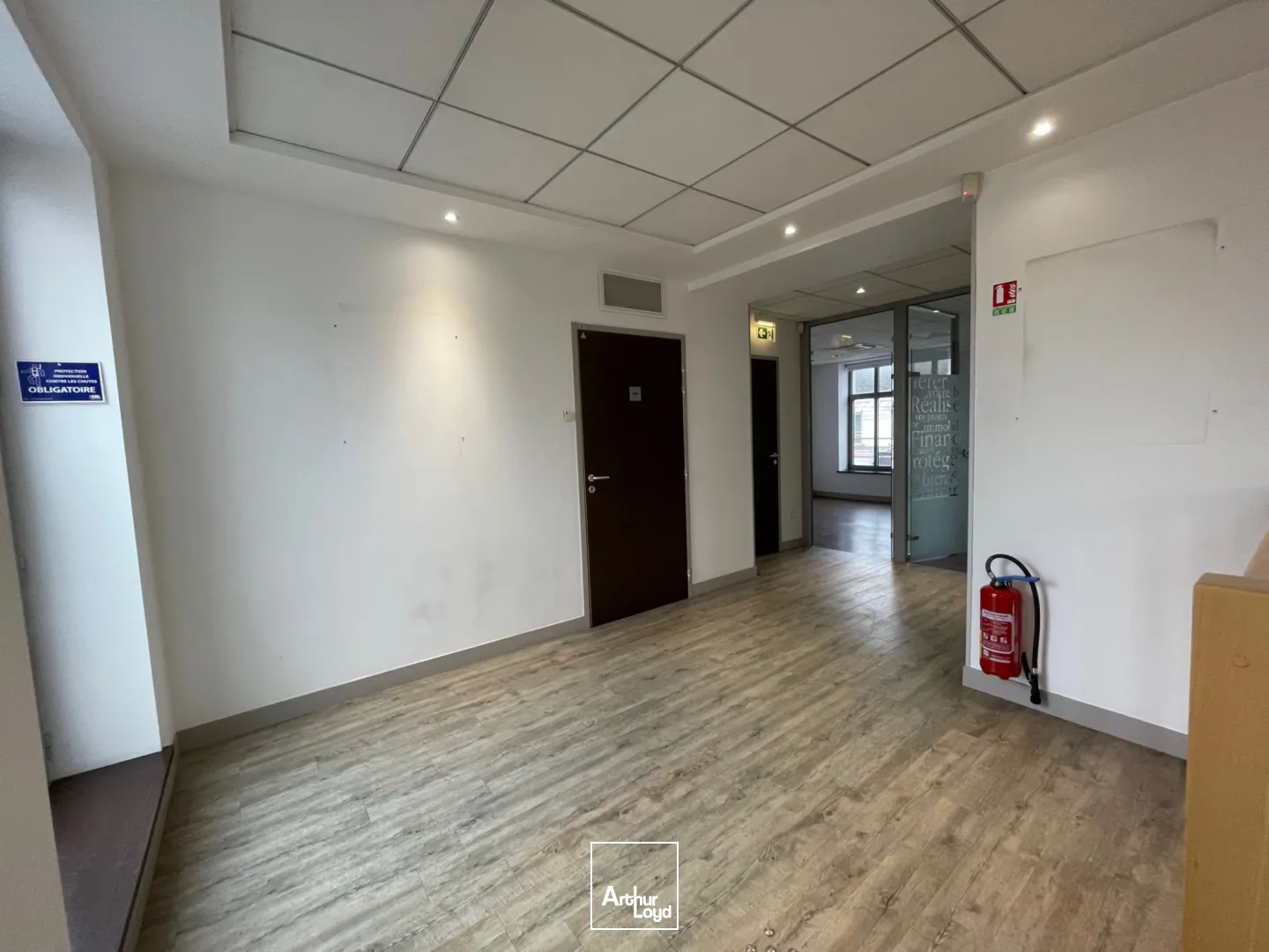 Bureaux à vendre ou à louer à MAUBEUGE