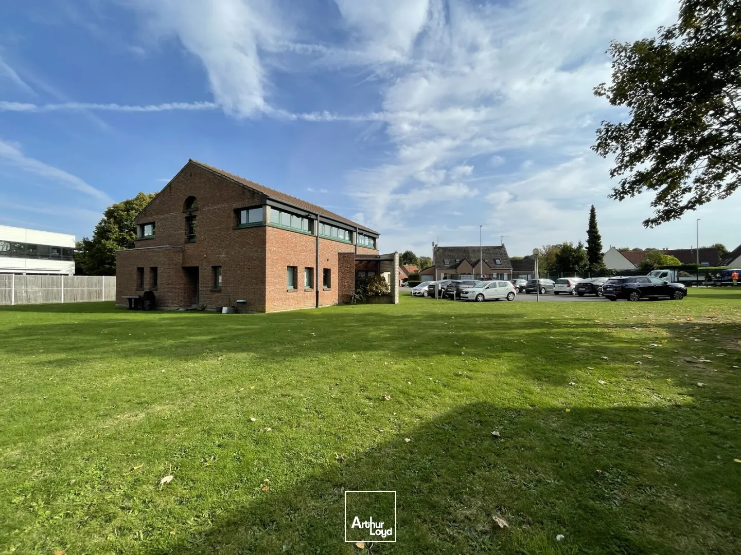 Bureaux à louer à Mouvaux - Espaces lumineux, fonctionnels et prêts à l'emploi