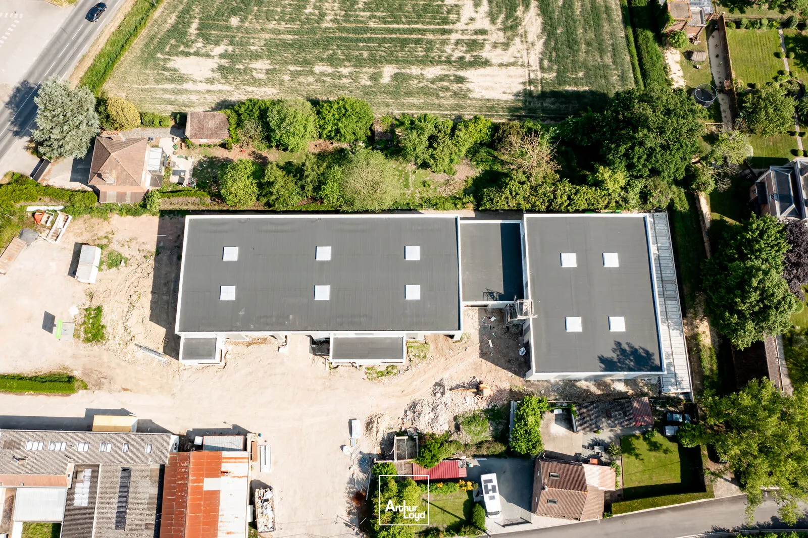 À LOUER / À VENDRE - CELLULES NEUVES SECTEUR D'HAZEBROUCK