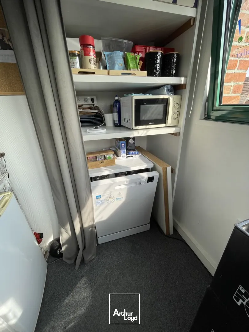 Bureaux à louer à Mouvaux - Espaces lumineux, fonctionnels et prêts à l'emploi