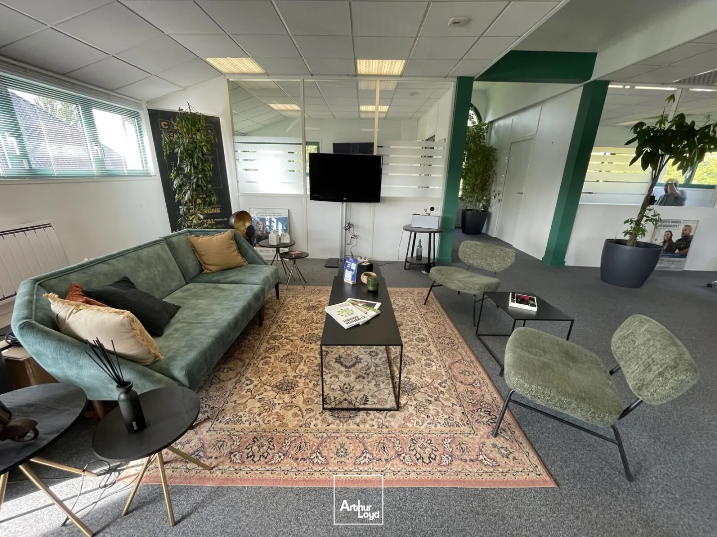 Bureaux à louer à Mouvaux - Espaces lumineux, fonctionnels et prêts à l'emploi