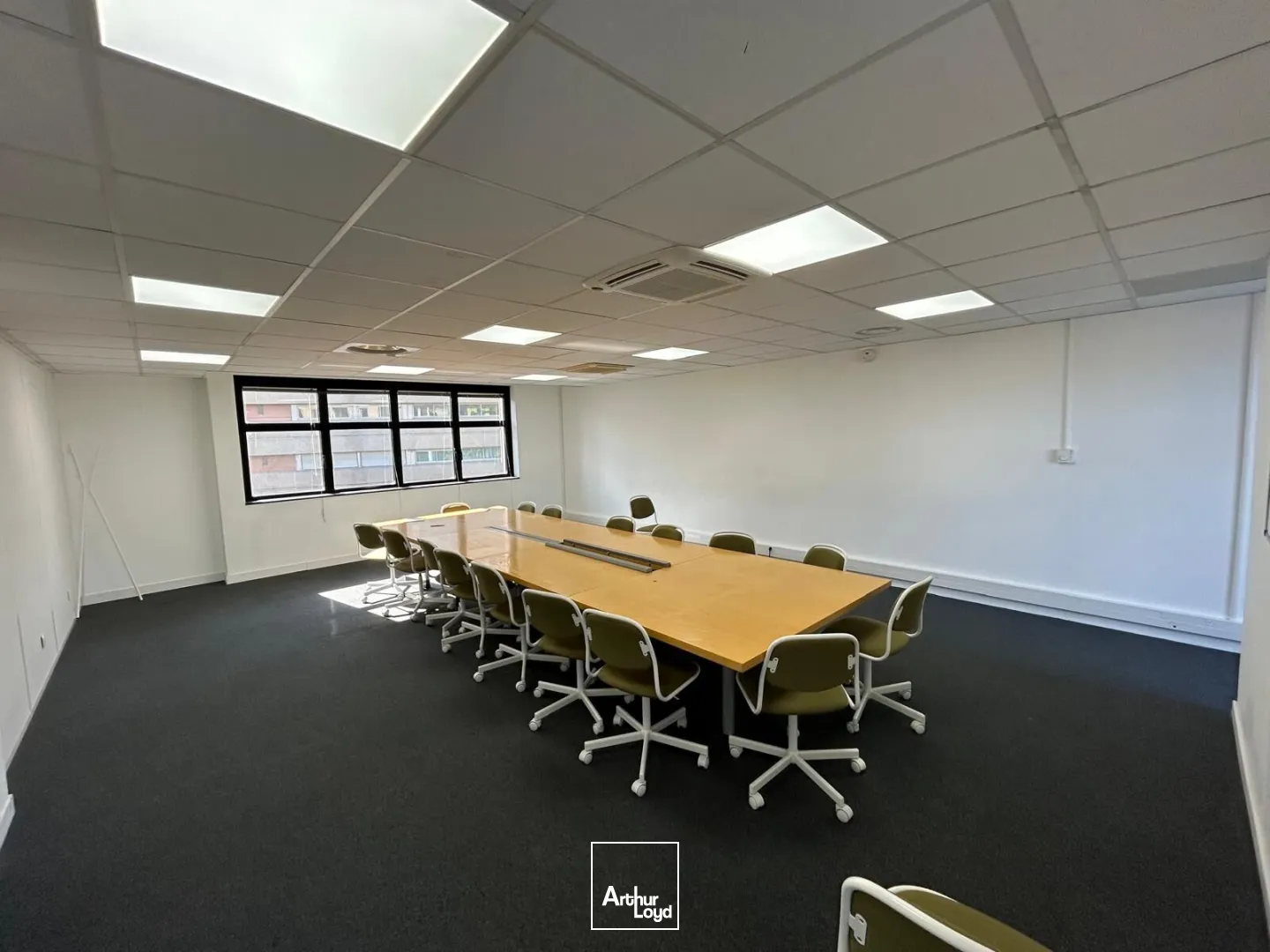 Bureaux traversants à vendre - Rond-point du Prado - 13008 Marseille