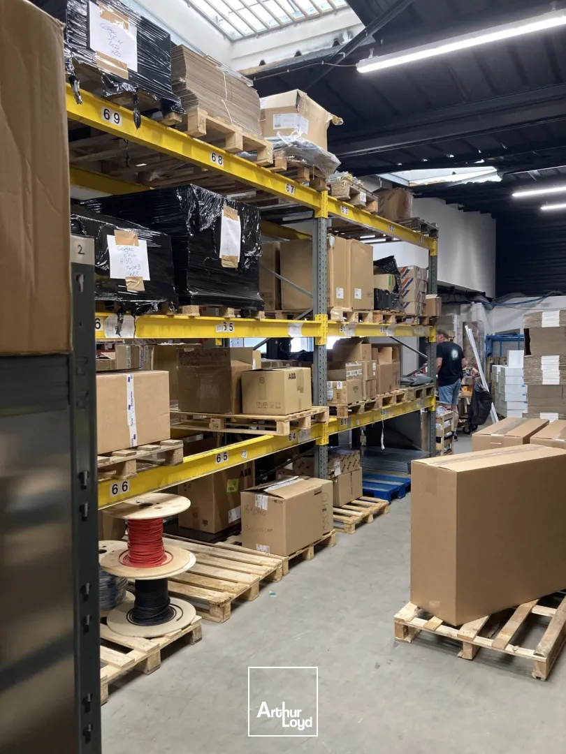 LOCAL D'ACTIVITE DE 680 M² - GOUESNOU