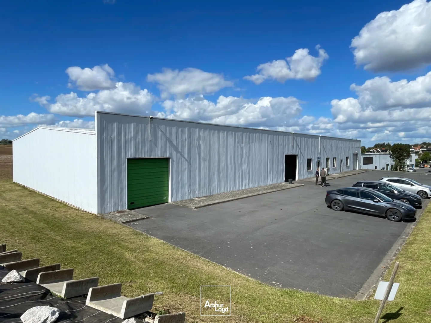 A Louer A vendre Entrepôt situé à Cambrai 