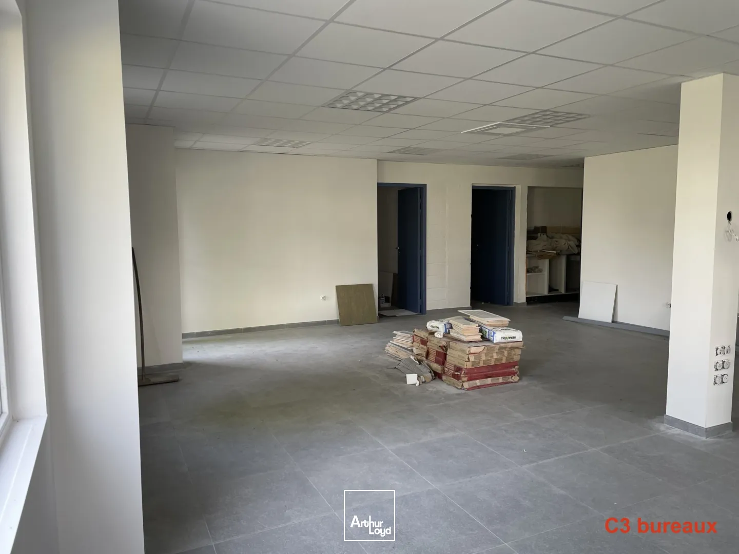 A Louer A vendre Entrepôt situé à Valenciennes