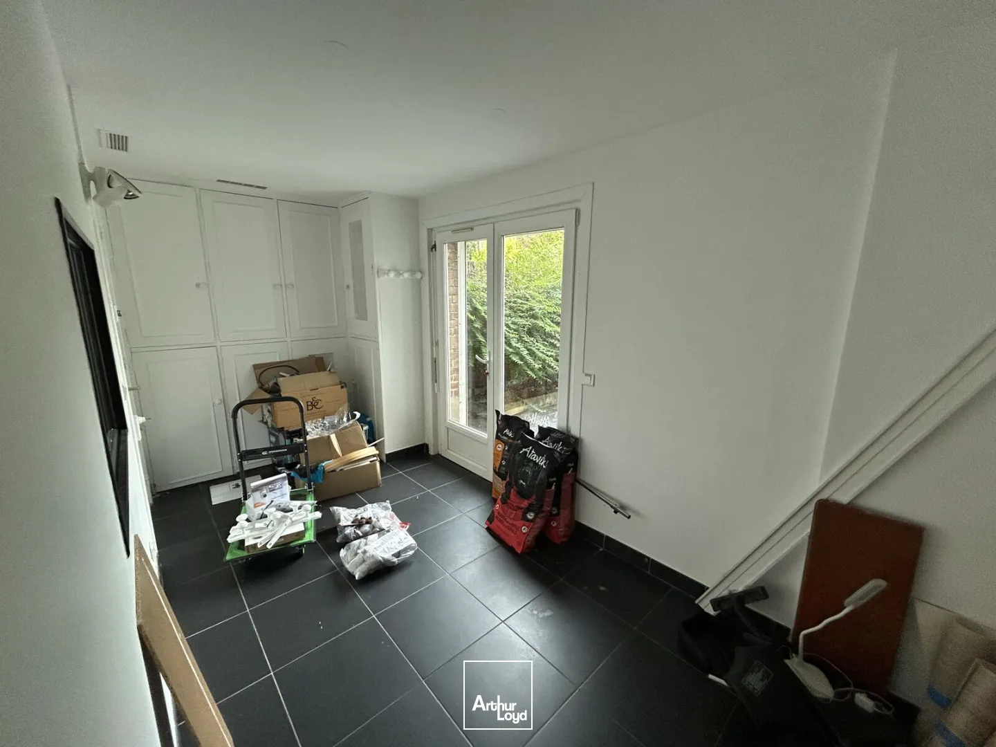 Local Commercial à Louer - VILLENEUVE D'ASCQ Sart