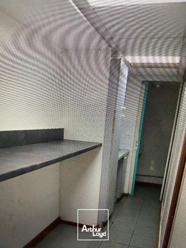 Local commercial 80 m2 FdF
