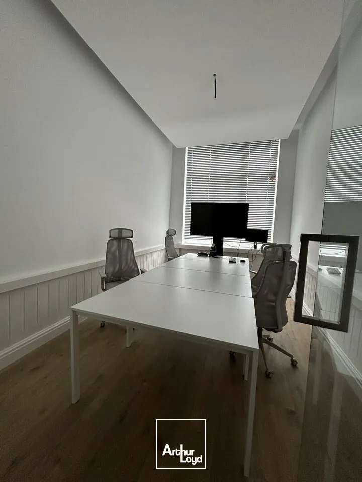 BUREAUX à LOUER de 783 m²