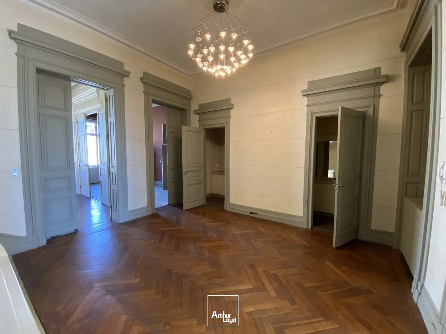 A vendre ou à louer - Immeuble de bureaux au coeur de Bordeaux