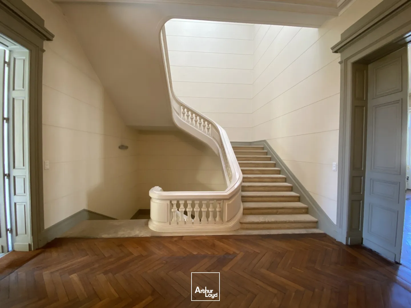 A vendre ou à louer - Immeuble de bureaux au coeur de Bordeaux