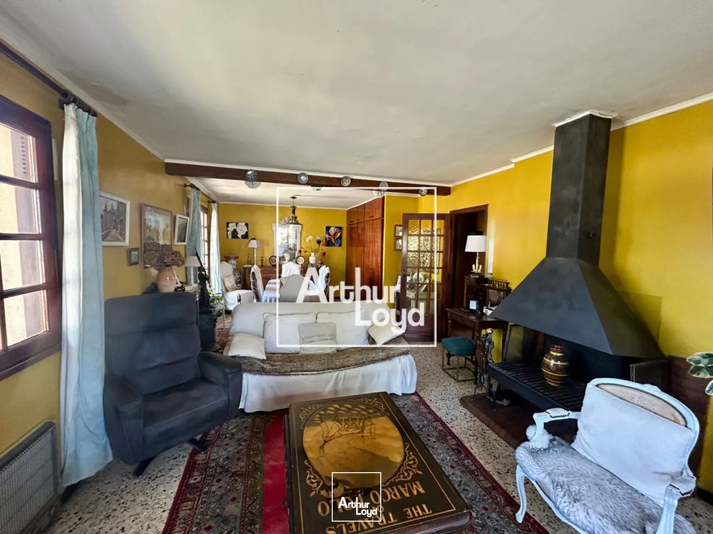 ENTREPOT ET LOGEMENT A LA VENTE AVEC FONCIER 