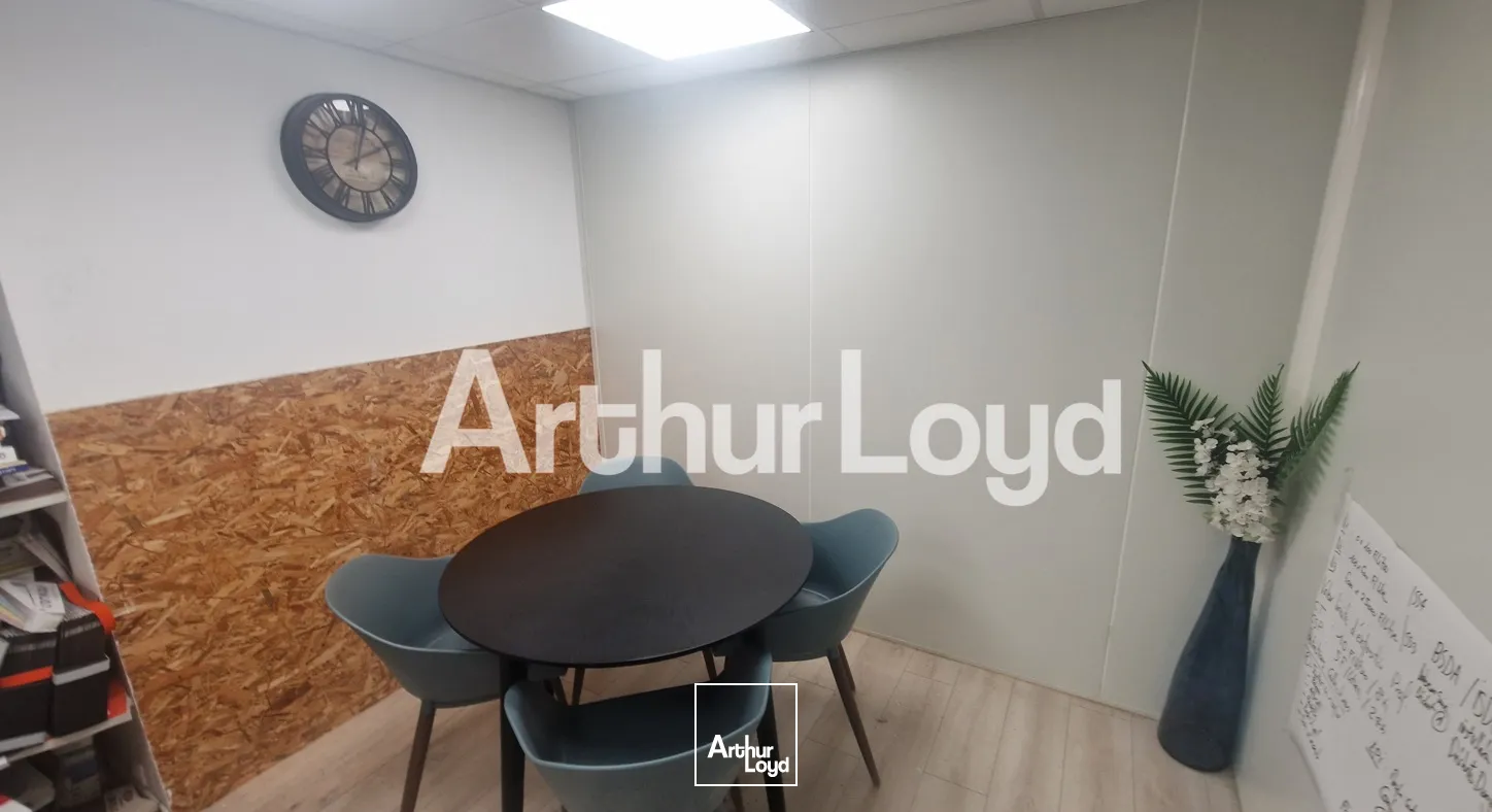 Local d'activité Mondeville 197 m²