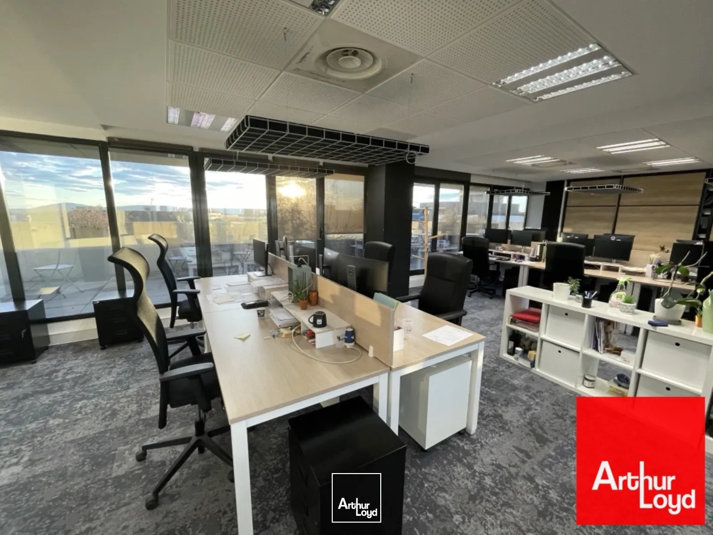 LOCATION BUREAUX - 458 M2 DIVISIBLES - GRAND M MONTPELLIER