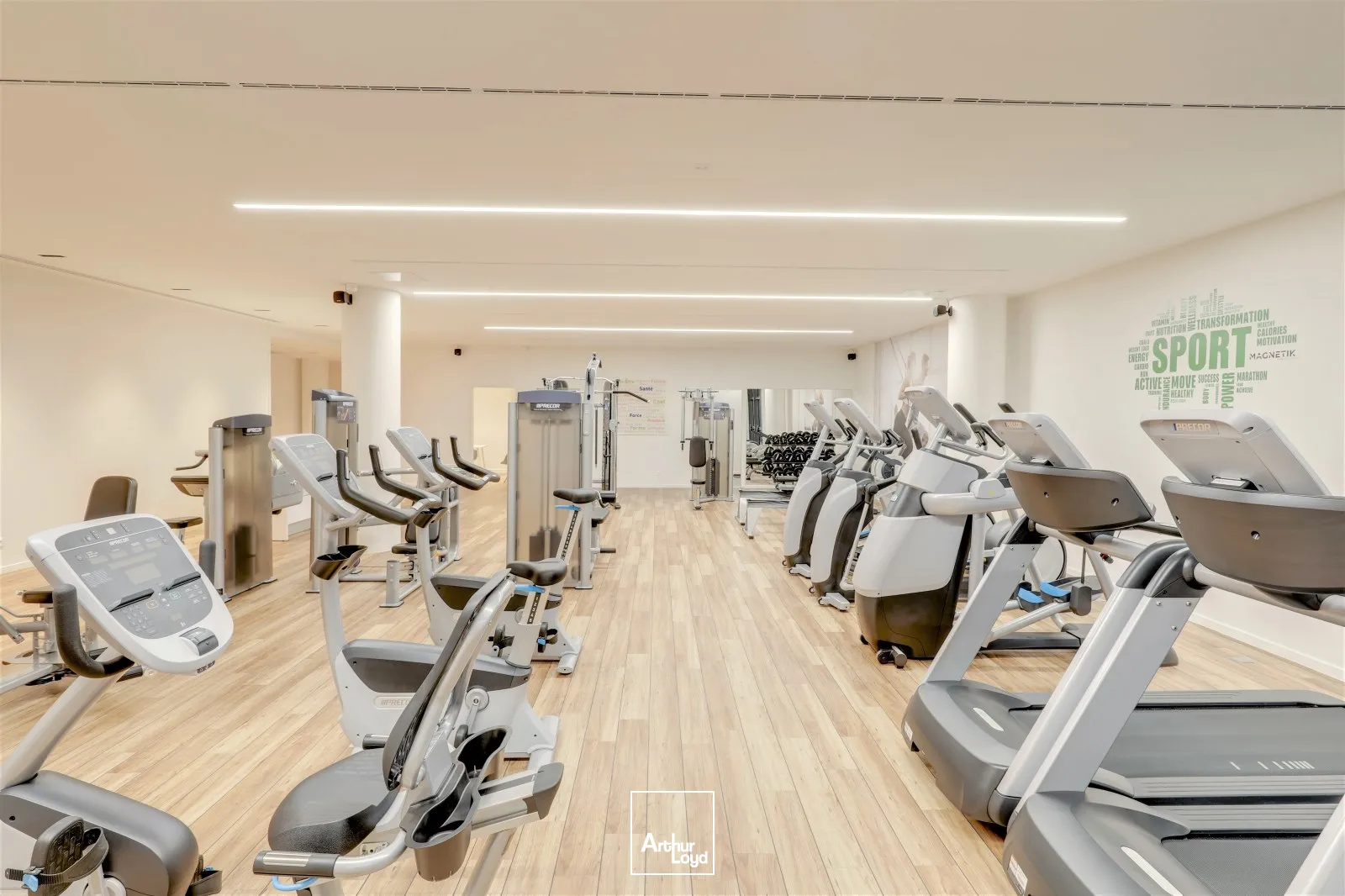 Bureaux rénovés à louer - prestations haut de gamme avec terrasses et jardins - MAGNETIK Paris 14 Porte d'Orléans